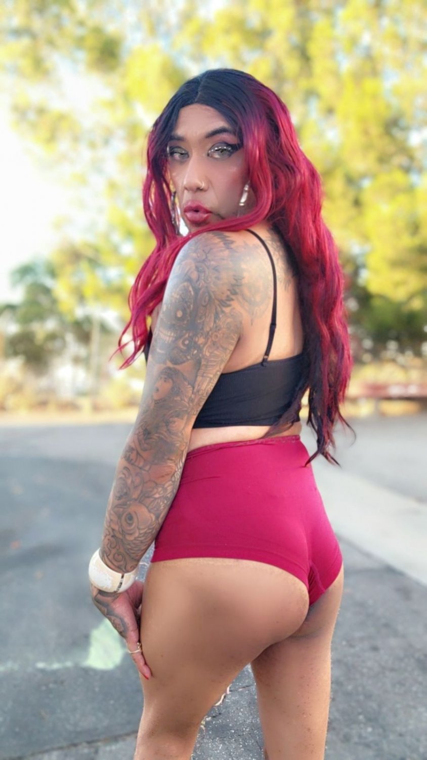 Kik: ts.brownsuga Cd Angie she likes being admired by Men leave commnets send her a kik message #RlONZ77h