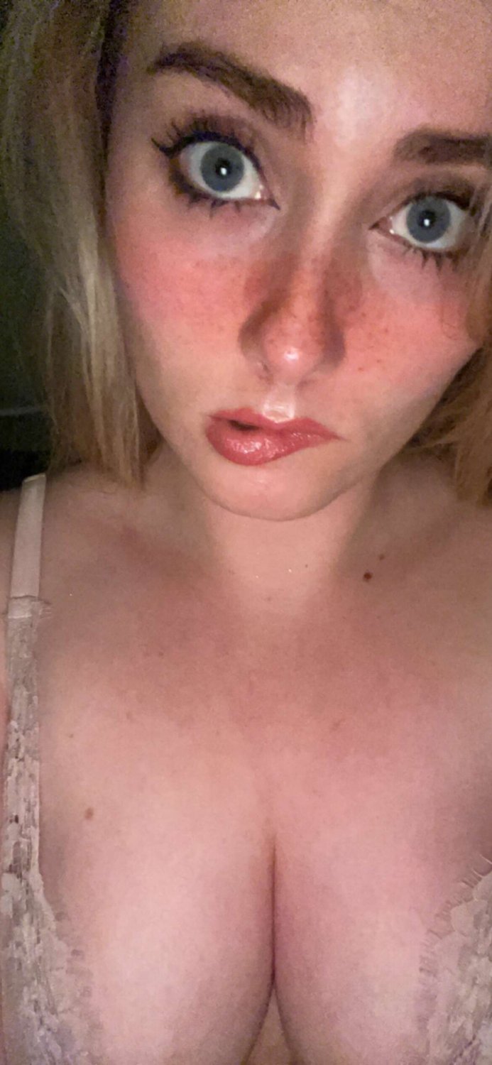 Chatpic UK caught #28HN9Dc1