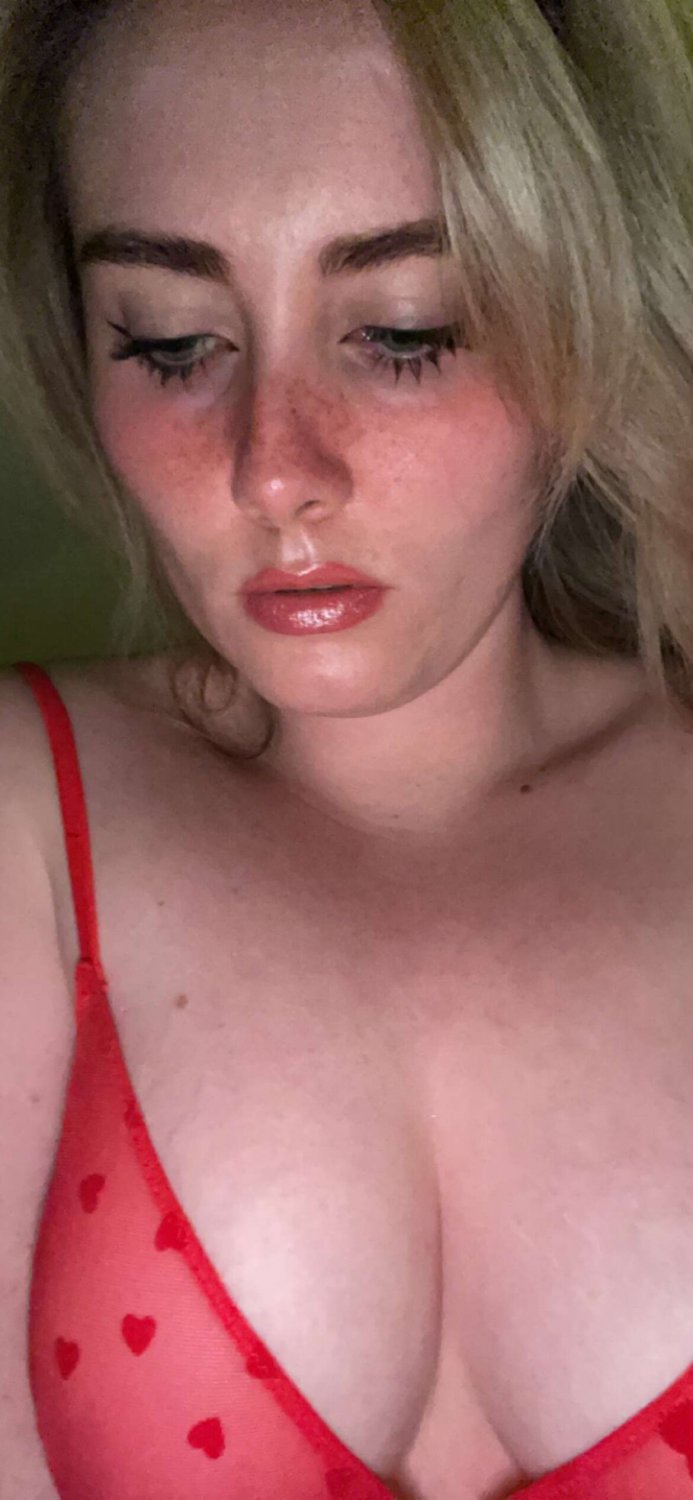 Chatpic UK caught #2a4TrD8I