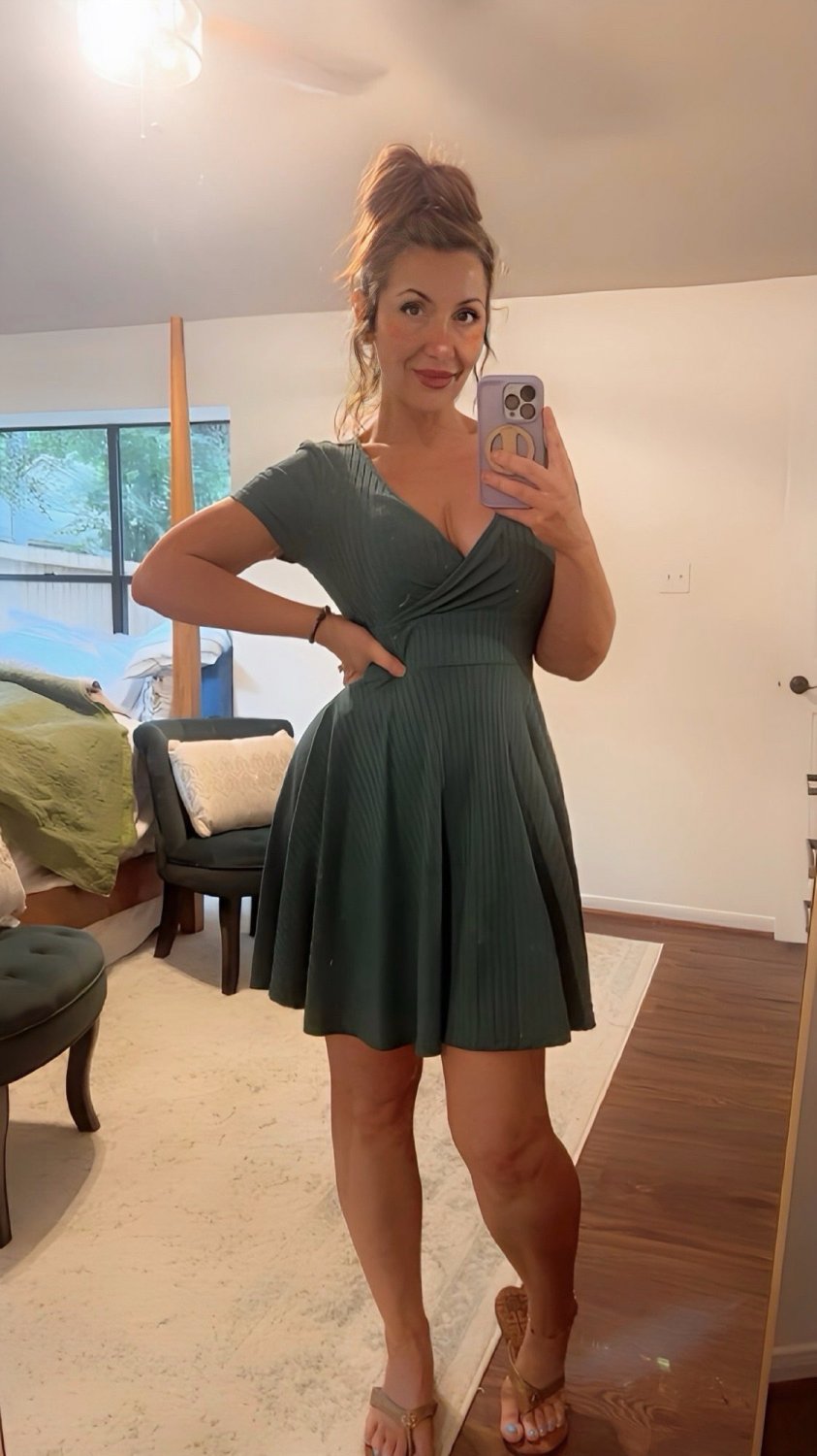 Big Tits MILF Smoken Hot #DxYEEeQP