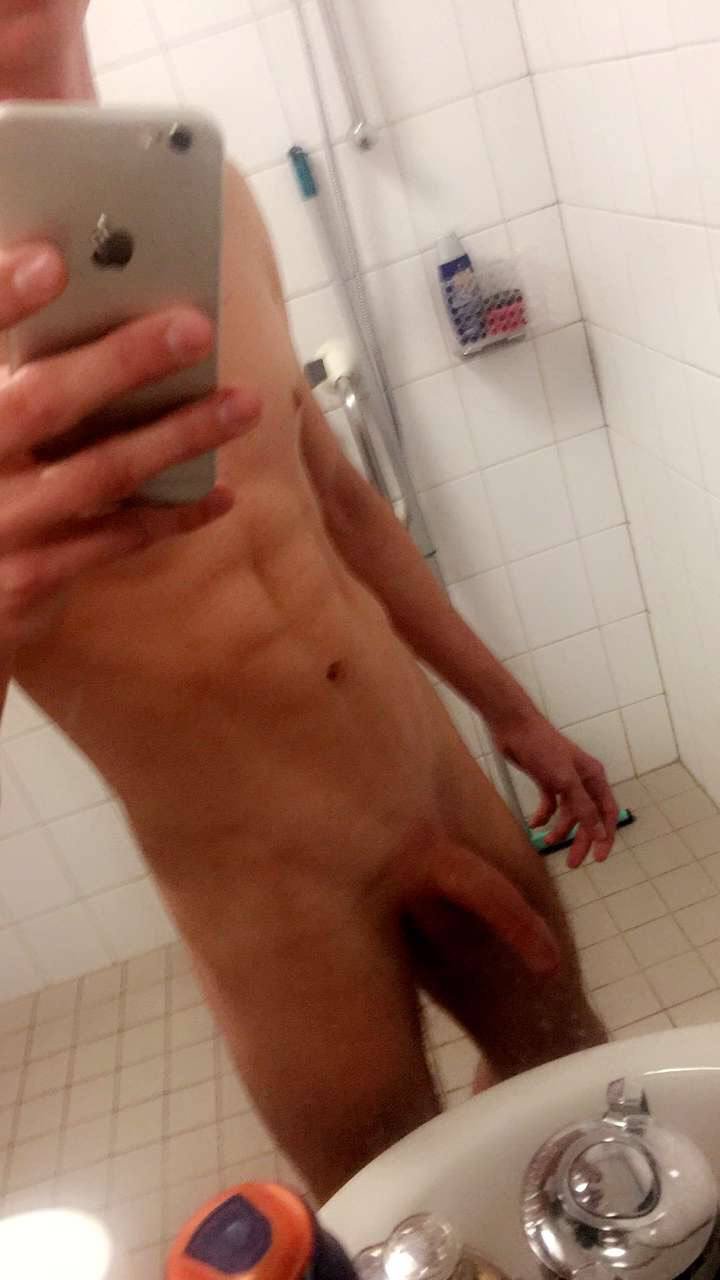 Hot guy #Bo6VZcnO