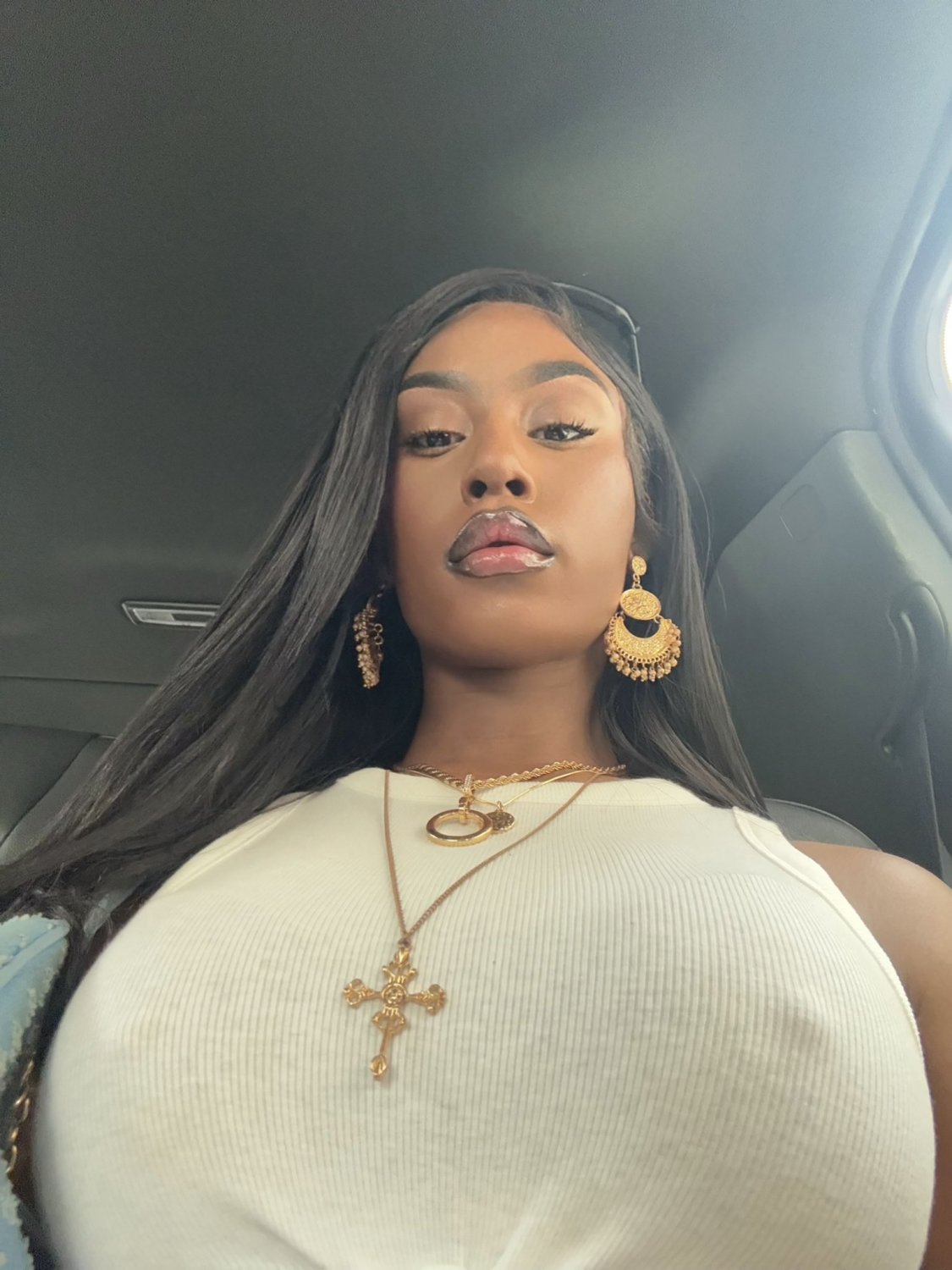 GxpbzToXcAAFoAK #J1hRA5xz