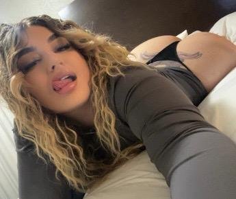 PHAT BOOTY🍑 PAWG❄️🐇. #ml3Fm7WU